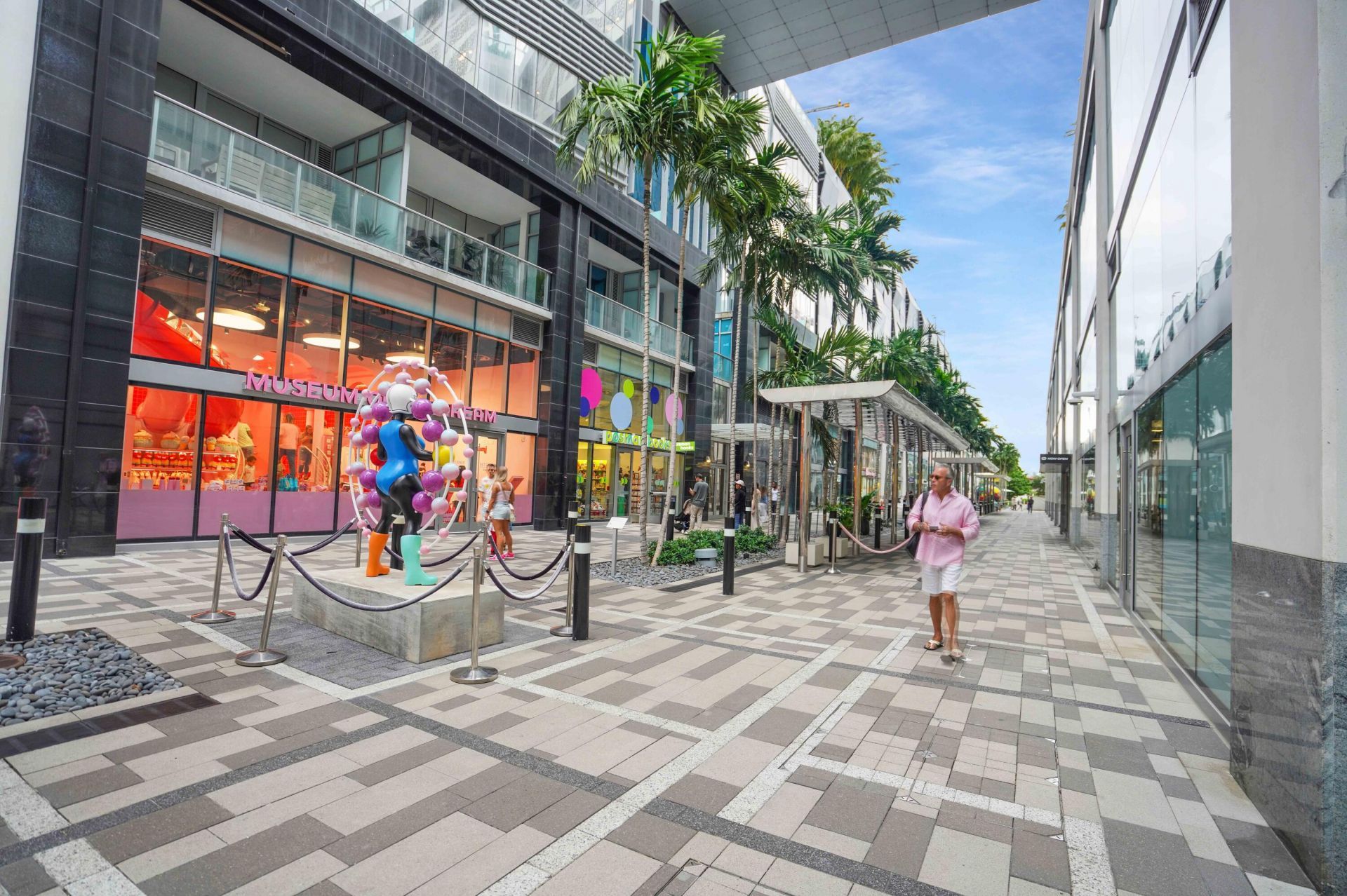 851 NE 1st Avenue, Unit 812, Miami, FL 33132 Photo