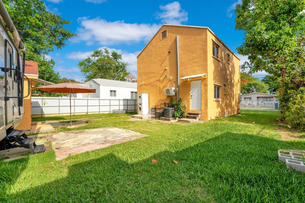 275 NW 81st Street, Miami, FL 33150 Photo