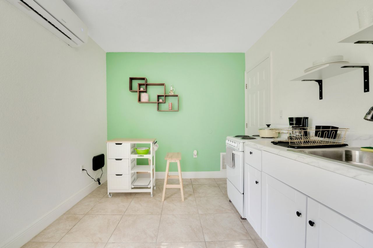 275 NW 81st Street, Miami, FL 33150 Photo