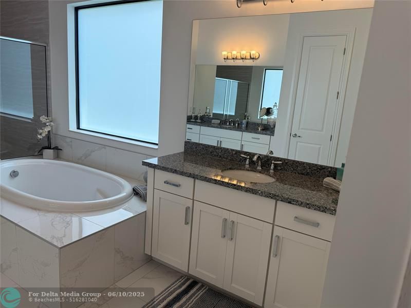 8467 Grand Prix Lane, Boynton Beach, FL 33472 Photo