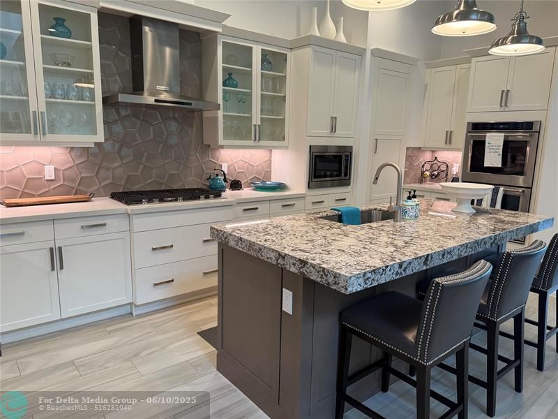 8467 Grand Prix Lane, Boynton Beach, FL 33472 Photo