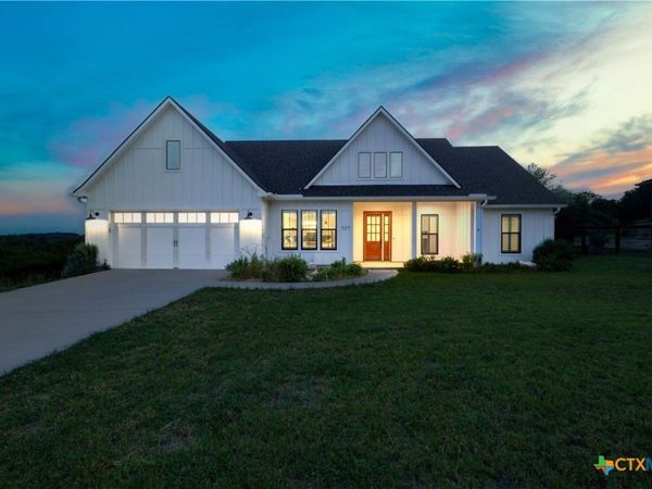 537 Compass Rose, Canyon Lake, TX 78133