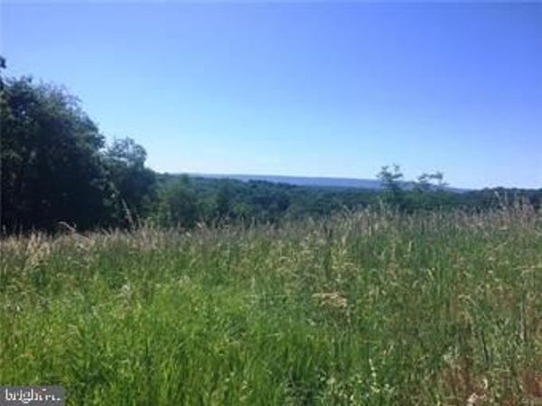 15 ROBERT HENRY CIRCLE, LEHIGHTON, PA 18235