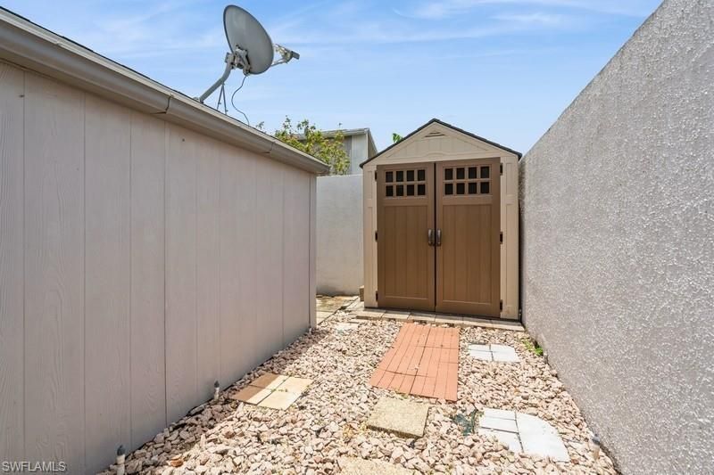 9749 Maplecrest Cir, Lehigh Acres, FL 33936 Photo