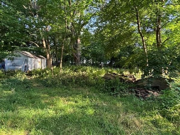 945 Petrie Avenue, Norton Shores, MI 49441