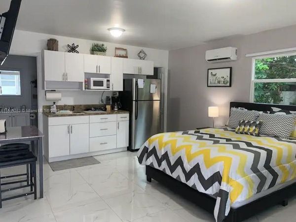 1762 NW 15th St, Unit 4, Miami, FL 33125