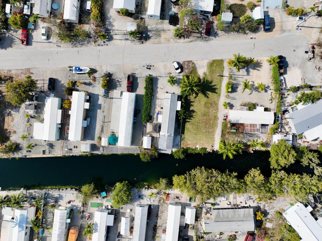 27935 Tarpon Terrace, Little Torch Key, FL 33042 Photo