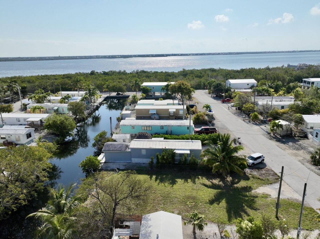 27935 Tarpon Terrace, Little Torch Key, FL 33042 Photo