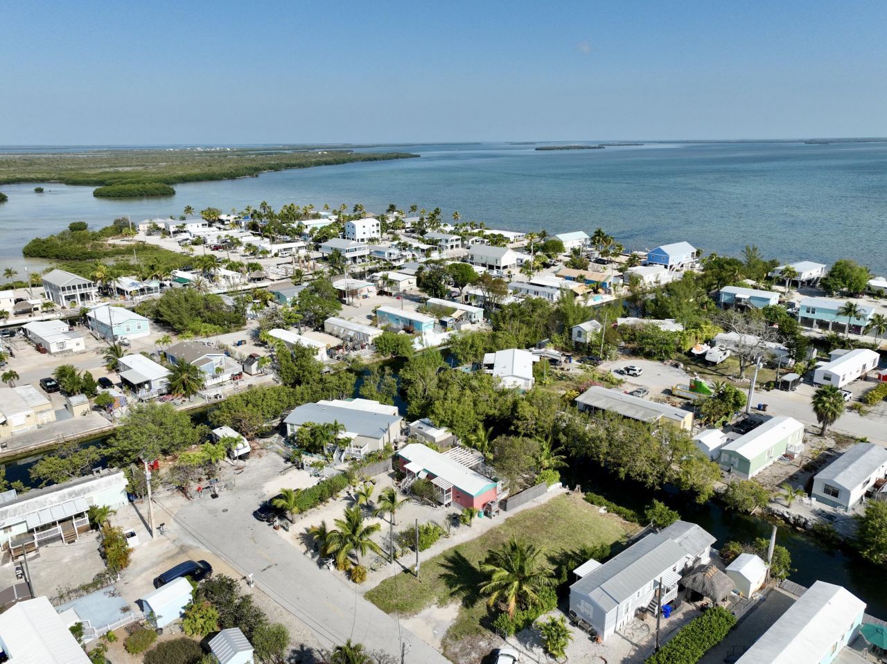 27935 Tarpon Terrace, Little Torch Key, FL 33042 Photo