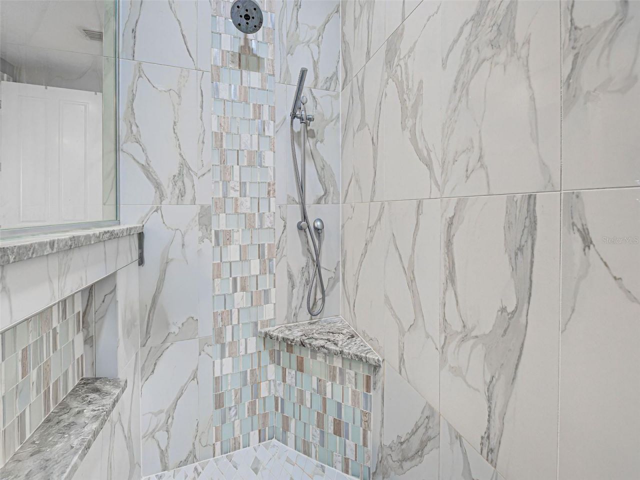 2590 Tarpon Cove Drive, Unit 811, Punta Gorda, FL 33950 Photo