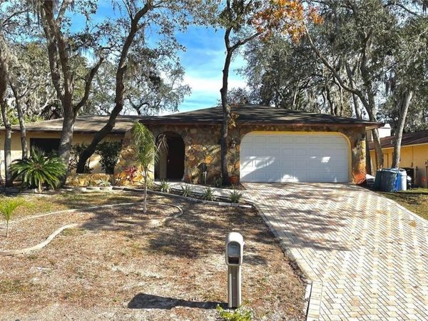 8748 FOREST LAKE DRIVE, PORT RICHEY, FL 34668