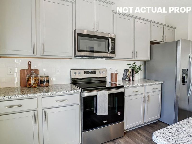 859 Sherwood Loop, Bellefontaine, OH 43311 Photo 10