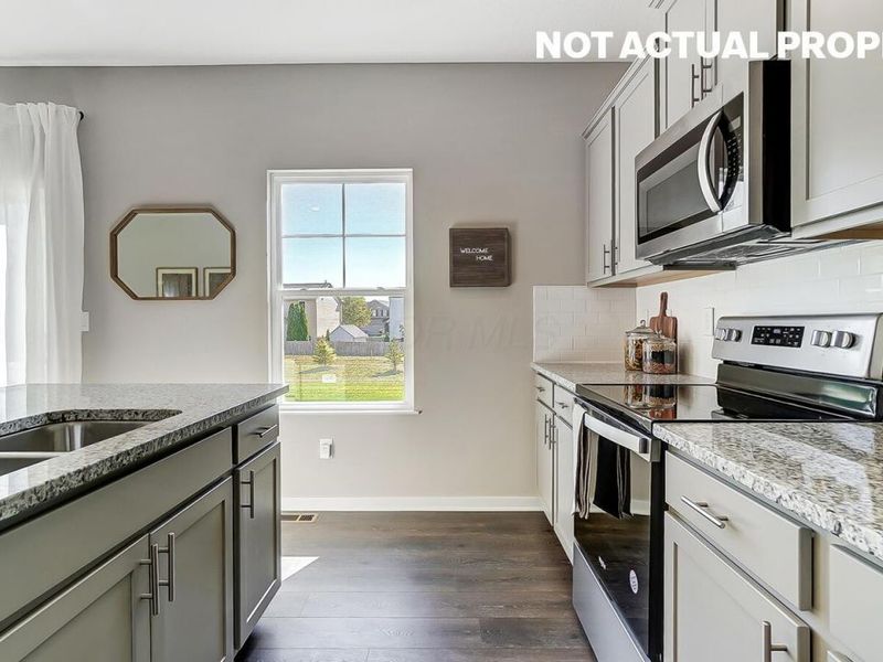 859 Sherwood Loop, Bellefontaine, OH 43311 Photo 12