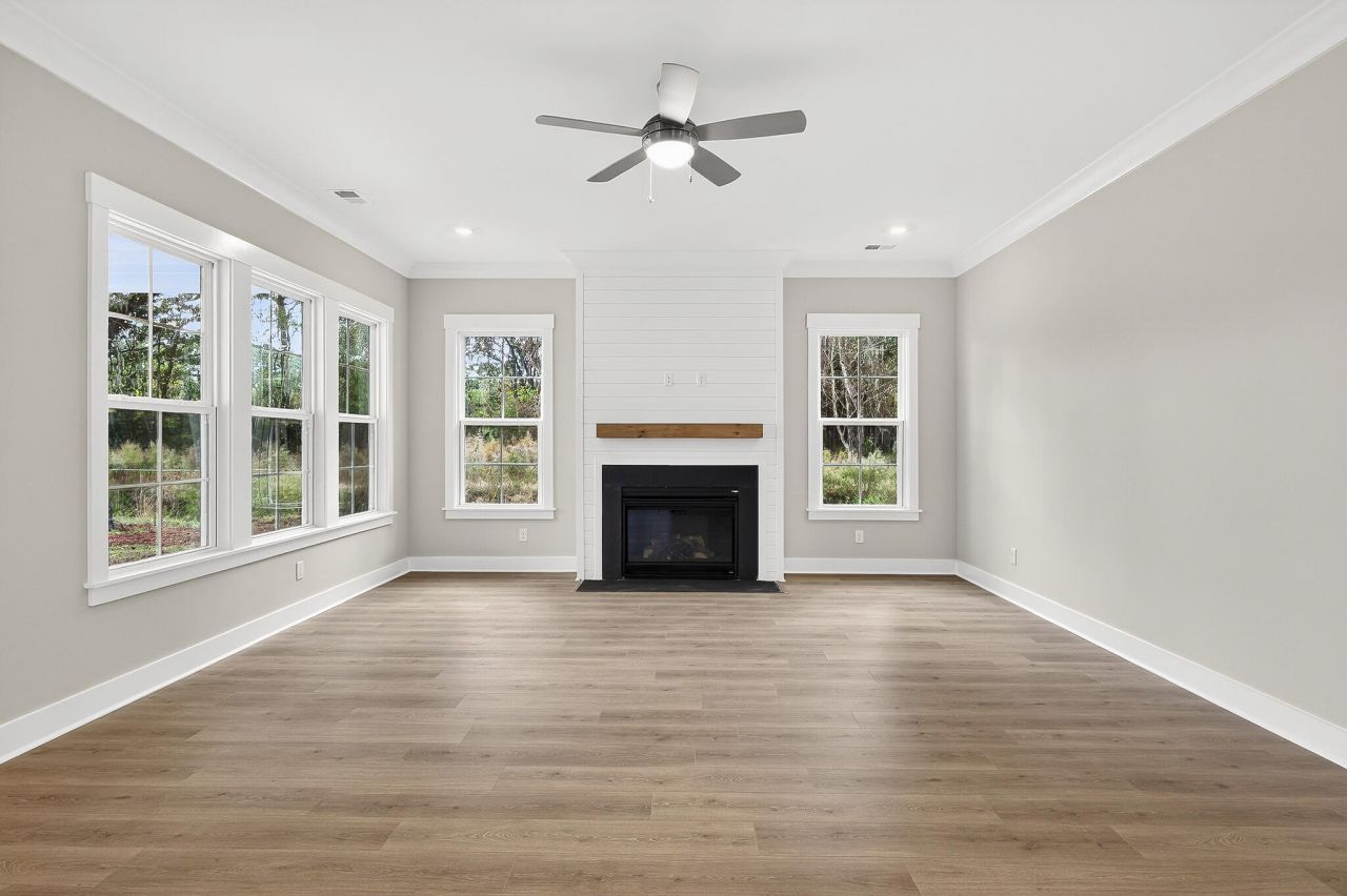 2872 Edenborough Road Photo 18