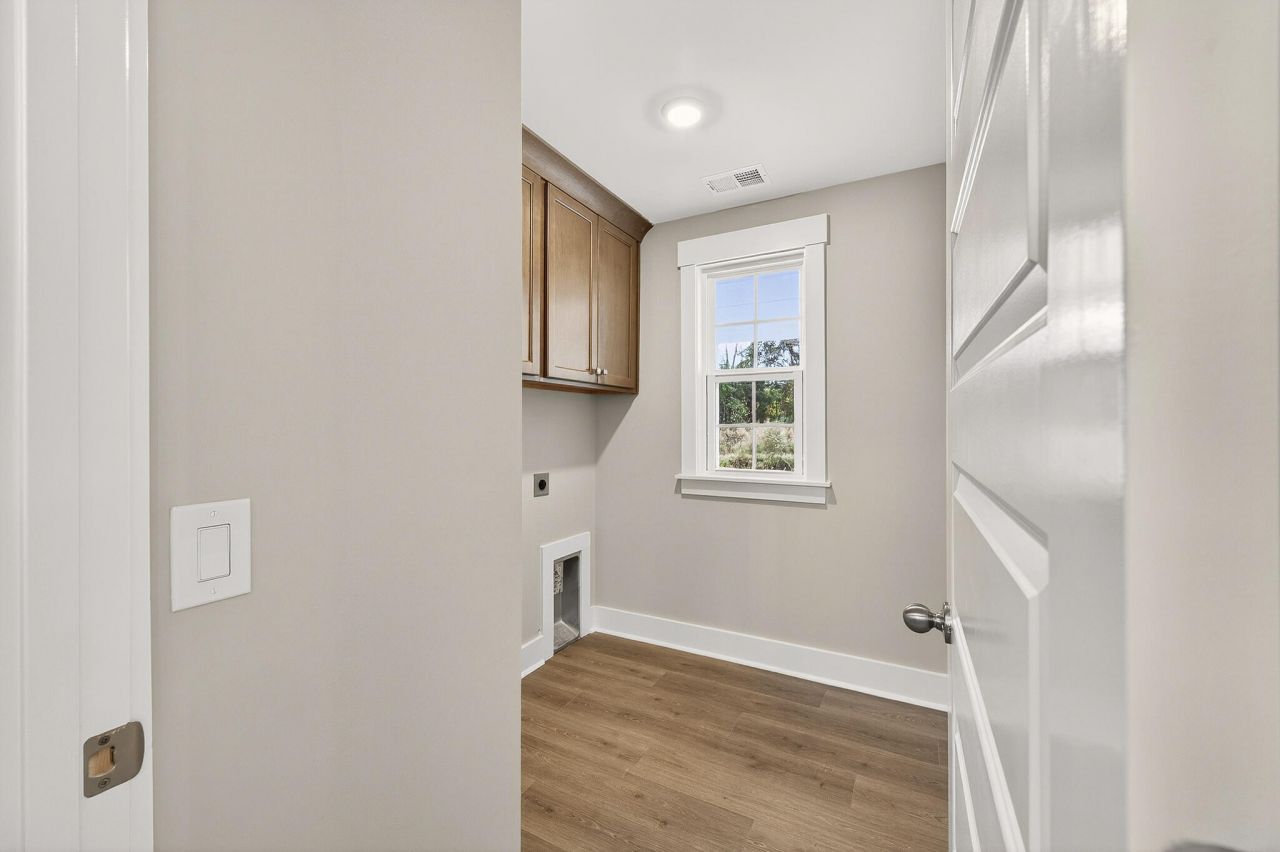 2872 Edenborough Road Photo 26