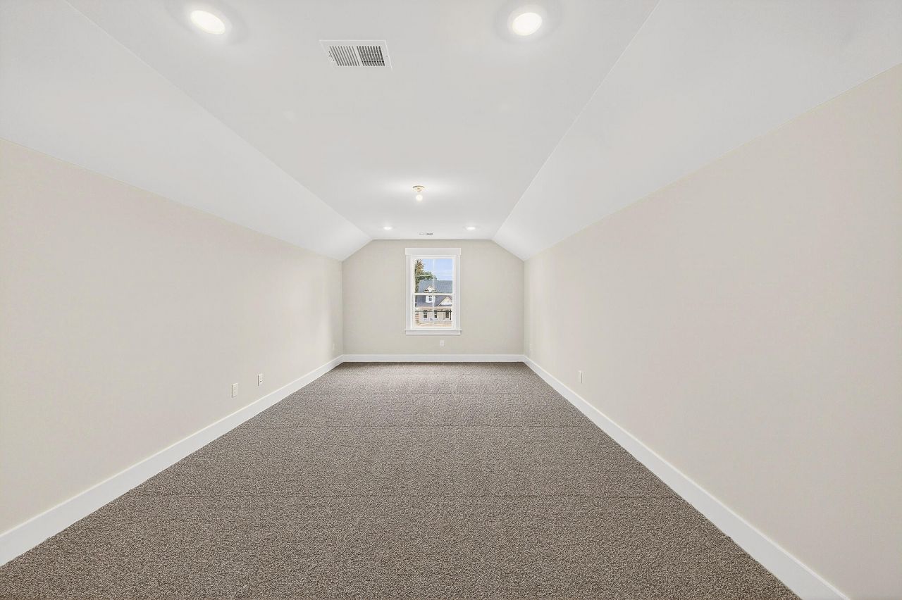 2872 Edenborough Road Photo 27