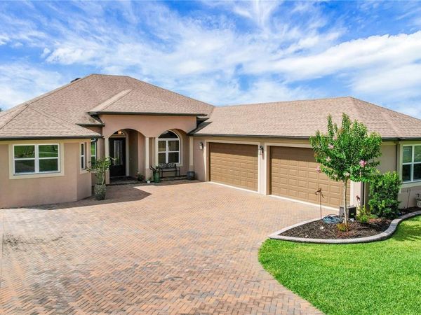 6008 APEX WAY, LADY LAKE, FL 32159
