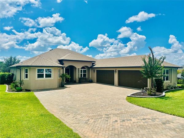 6008 APEX WAY, LADY LAKE, FL 32159