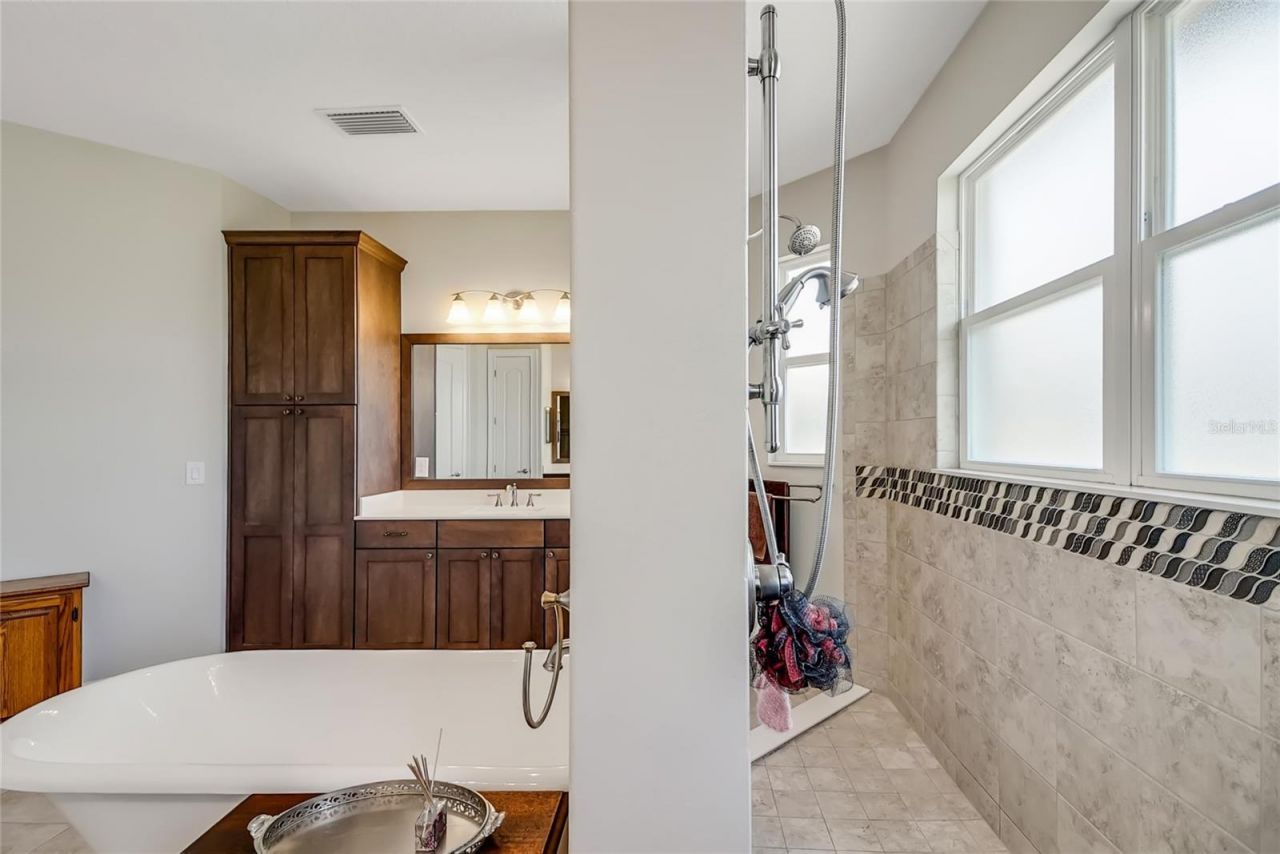 6008 Apex Way, Lady Lake, FL 32159 Photo