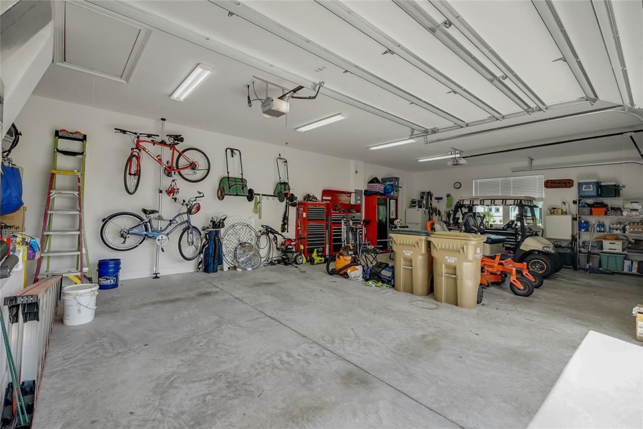 6008 Apex Way, Lady Lake, FL 32159 Photo