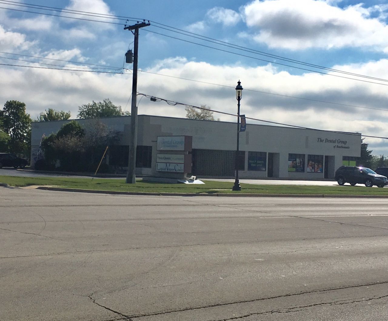 761 Main Street NW, Bourbonnais, IL 60914