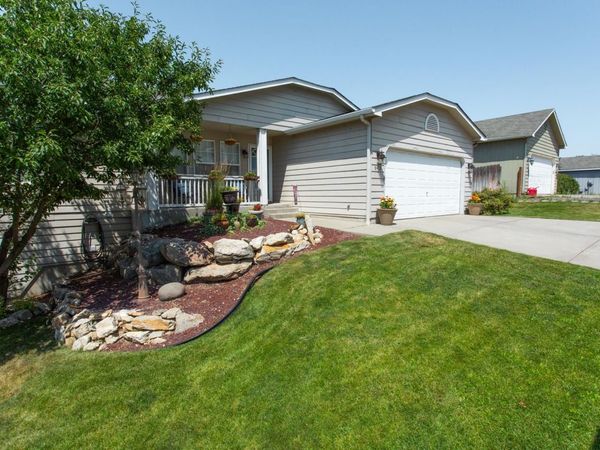 8412 E Bull Pine Ln, Spokane Valley, WA 99217
