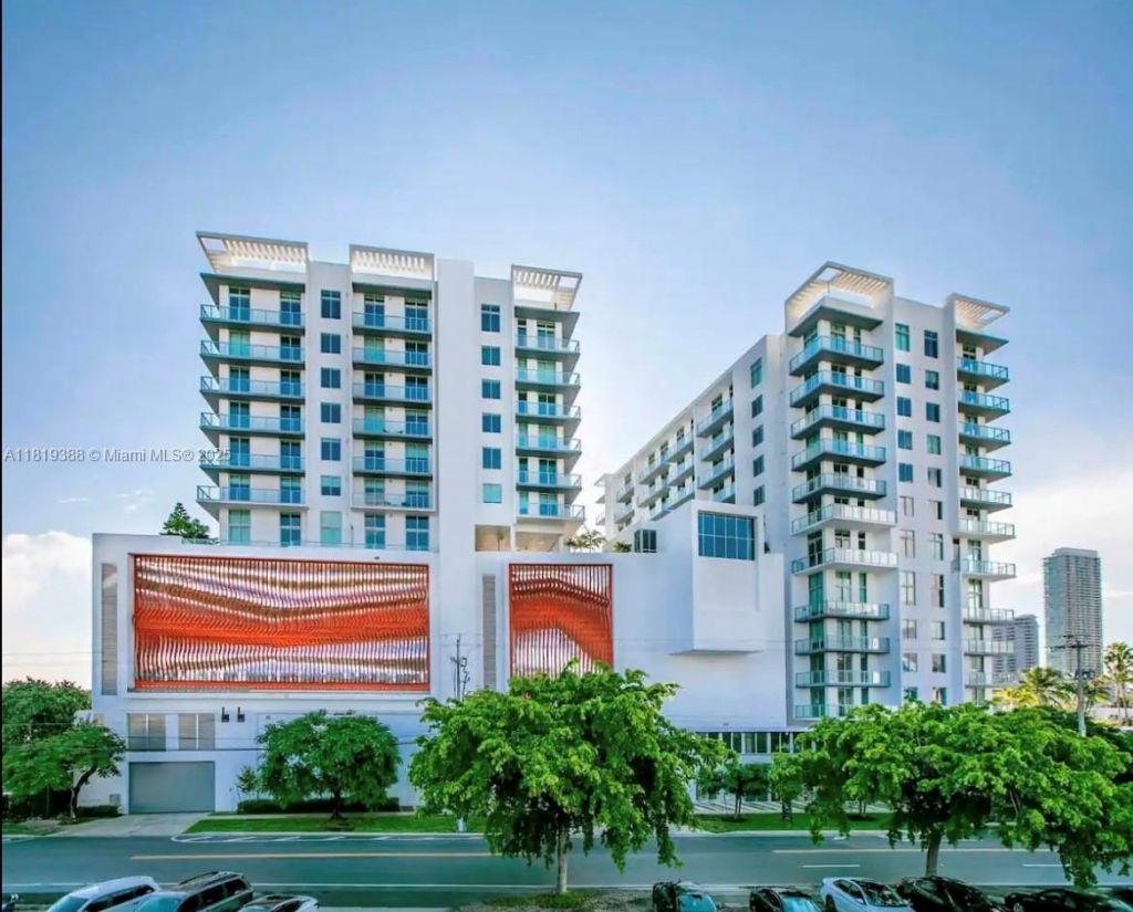 3900 Biscayne Blvd, Unit N-1011, Miami, FL 33137 Photo