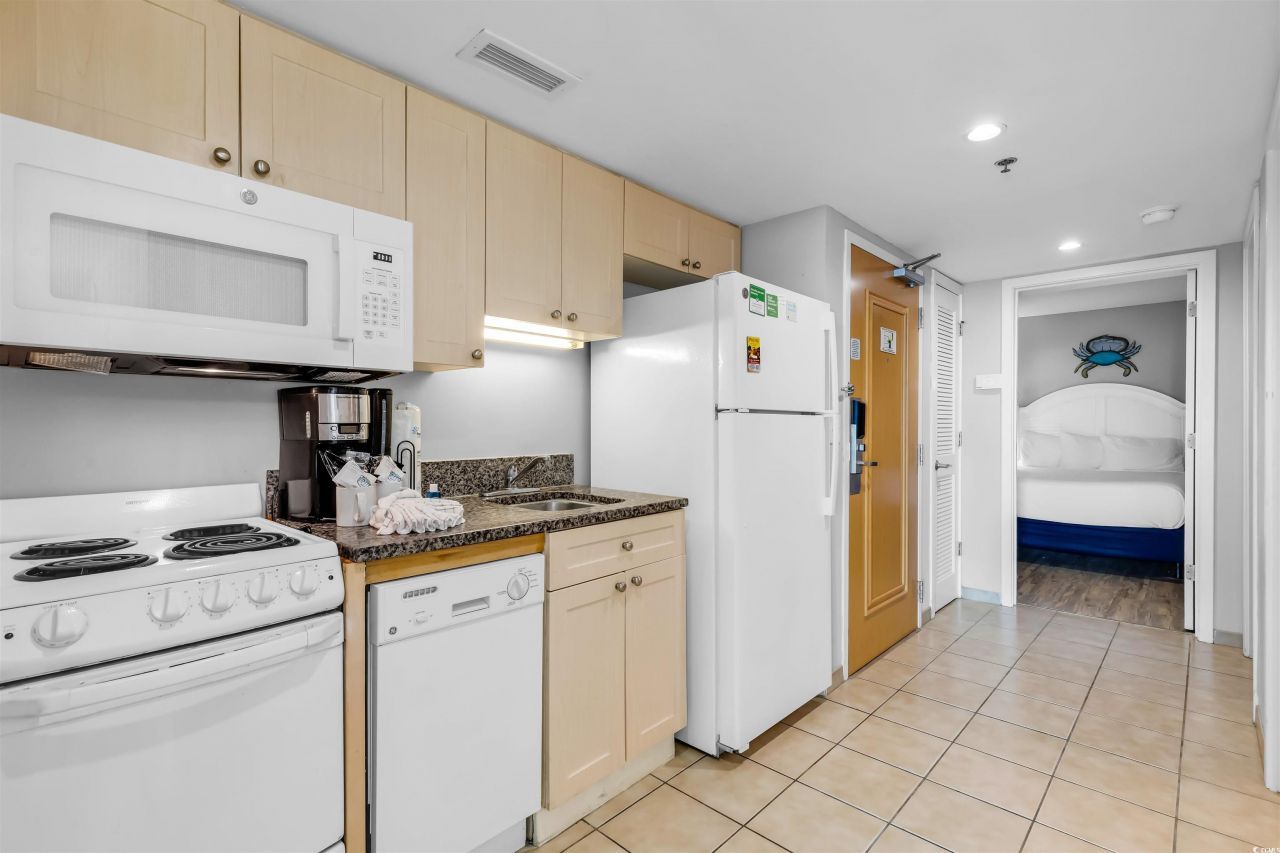 2301 S Ocean Blvd. Photo 13