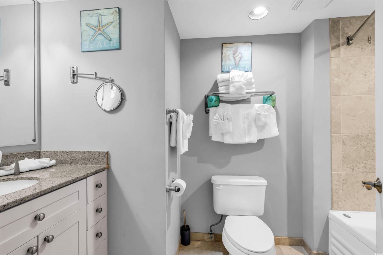 2301 S Ocean Blvd. Photo 17