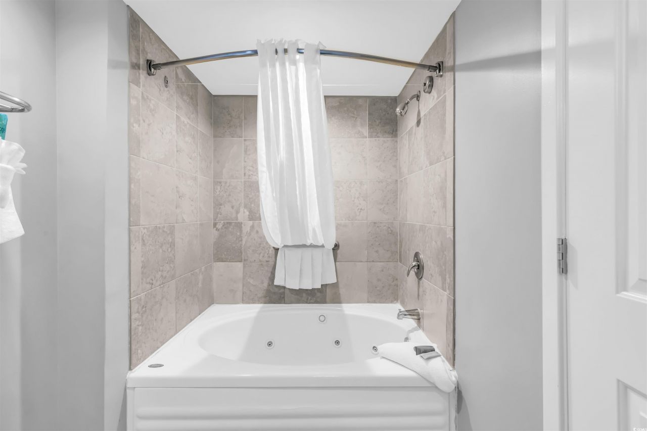 2301 S Ocean Blvd. Photo 19