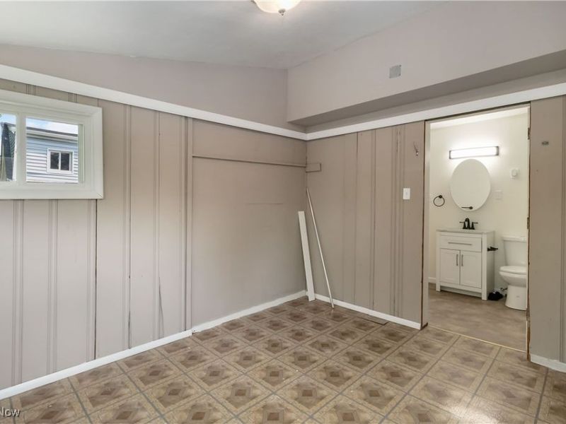 3338 E 130th Street, Cleveland, OH 44120 Photo 26