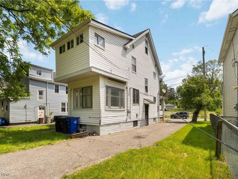 3338 E 130th Street, Cleveland, OH 44120 Photo 31