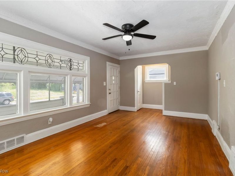 3338 E 130th Street, Cleveland, OH 44120 Photo 4