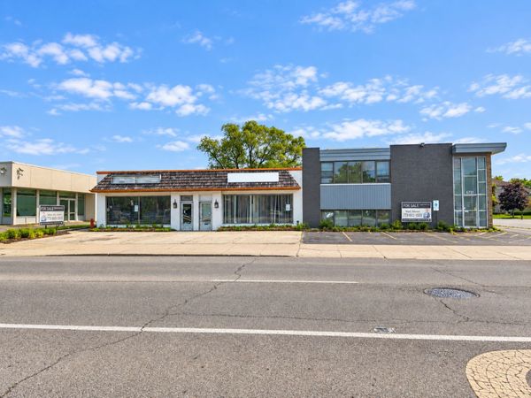 6731-6733 N Lincoln Avenue, Lincolnwood, IL 60712