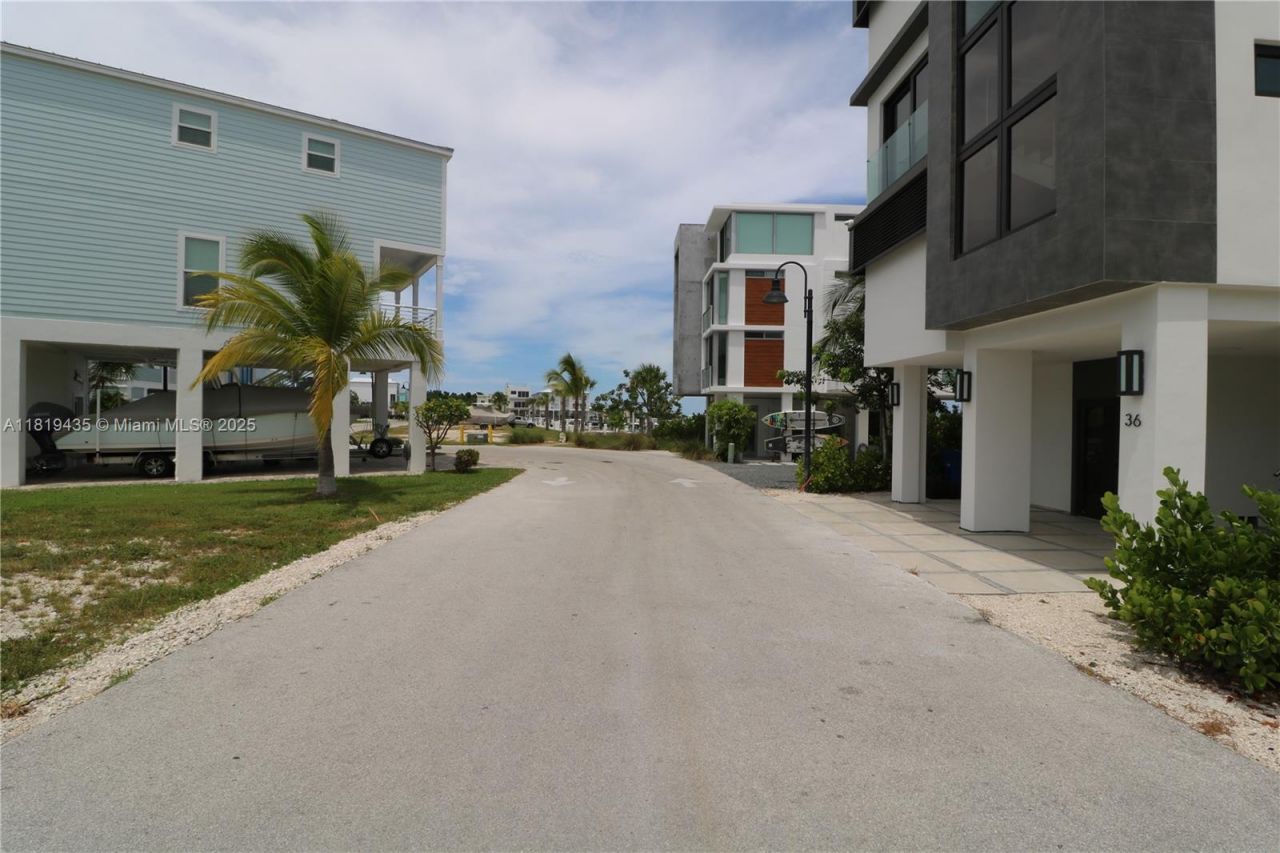 94825 Overseas Hwy #35, Key Largo, FL 33037 Photo