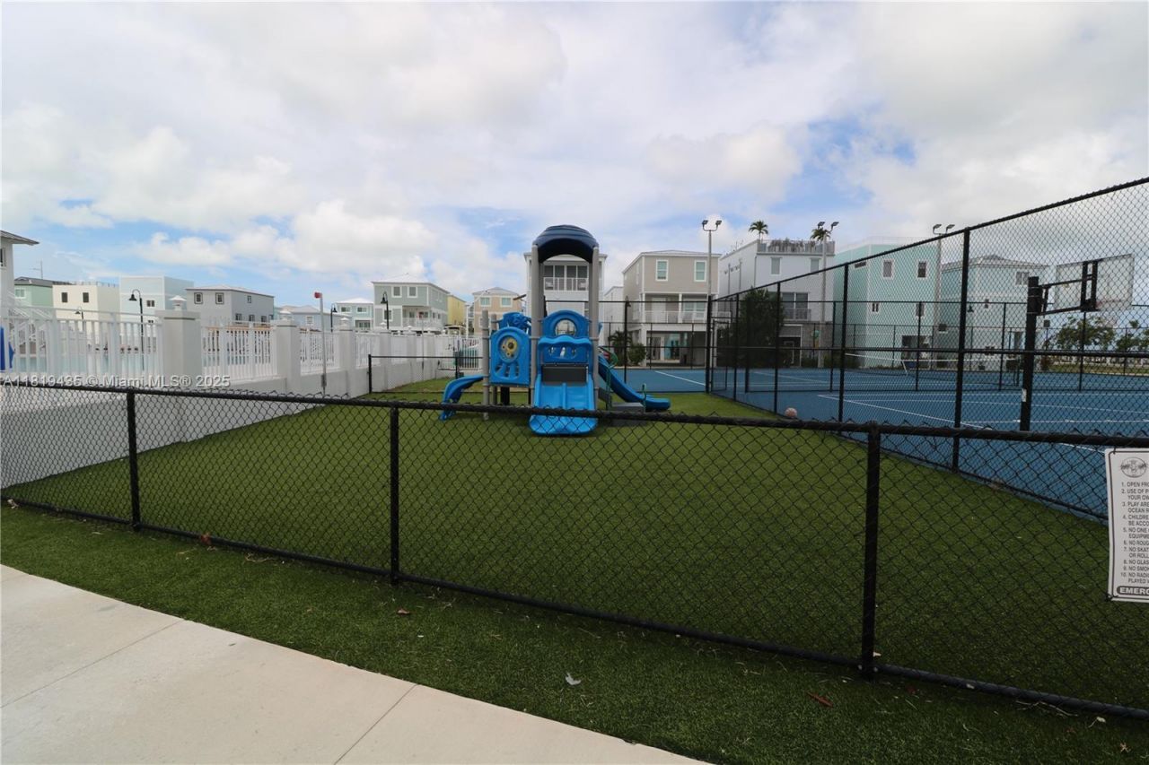 94825 Overseas Hwy #35, Key Largo, FL 33037 Photo