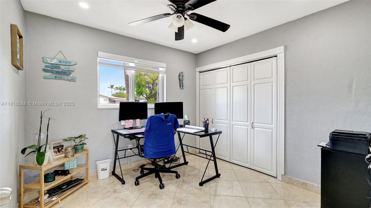 8540 NW 182nd St, Hialeah, FL 33015 Photo