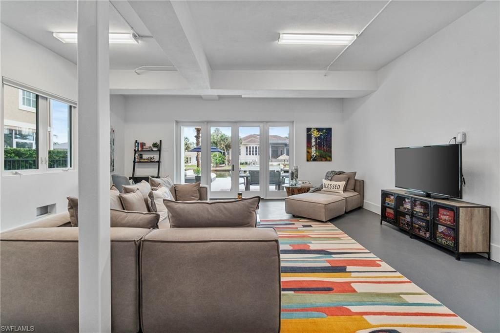 432 Bayside Ave, Naples, FL 34108 Photo