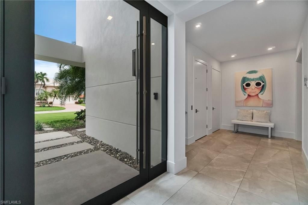 432 Bayside Ave, Naples, FL 34108 Photo