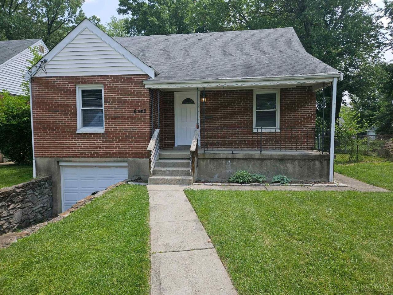 6942 Gloria Drive, North College Hill, OH 45239 Main Photo