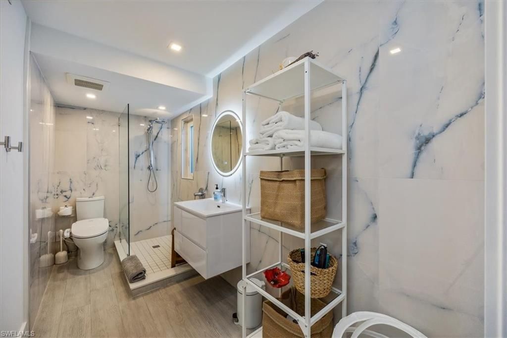 1100 8th Ave S, Unit 123F, Naples, FL 34102 Photo