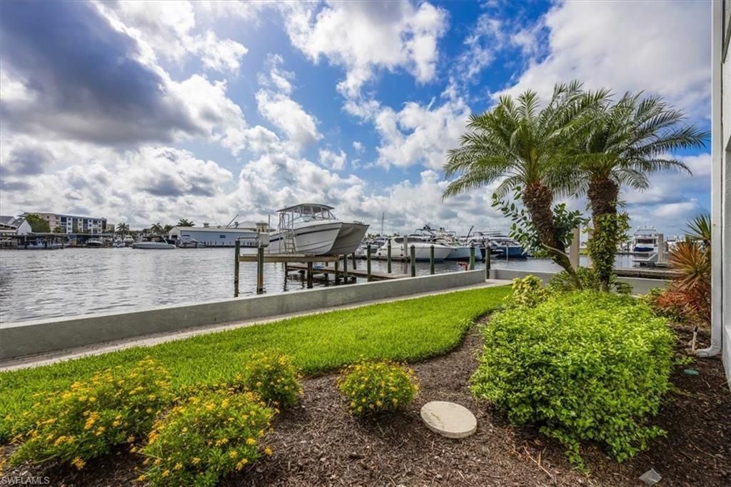 1100 8th Ave S, Unit 123F, Naples, FL 34102 Photo