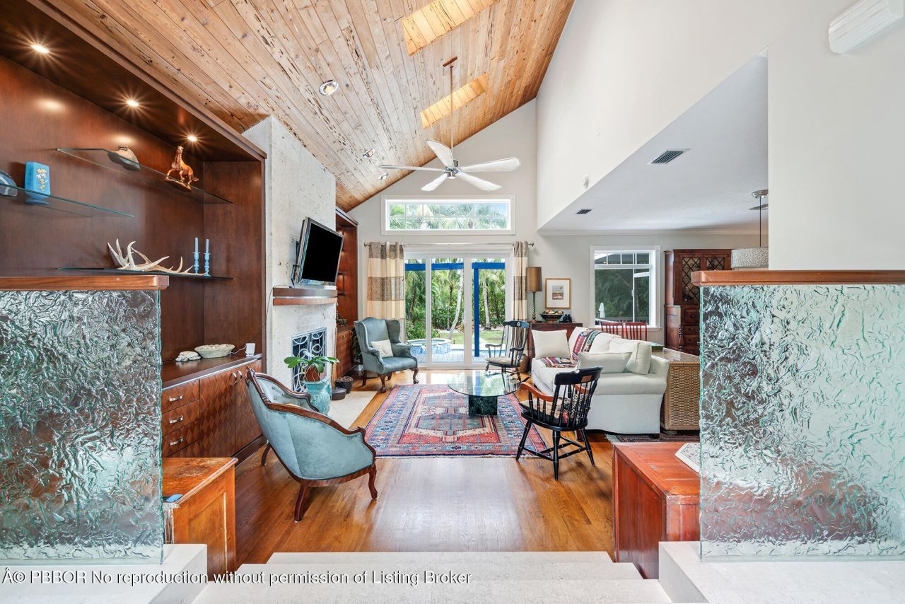 216 SE Atlantic Drive, Lantana, FL 33462 Photo