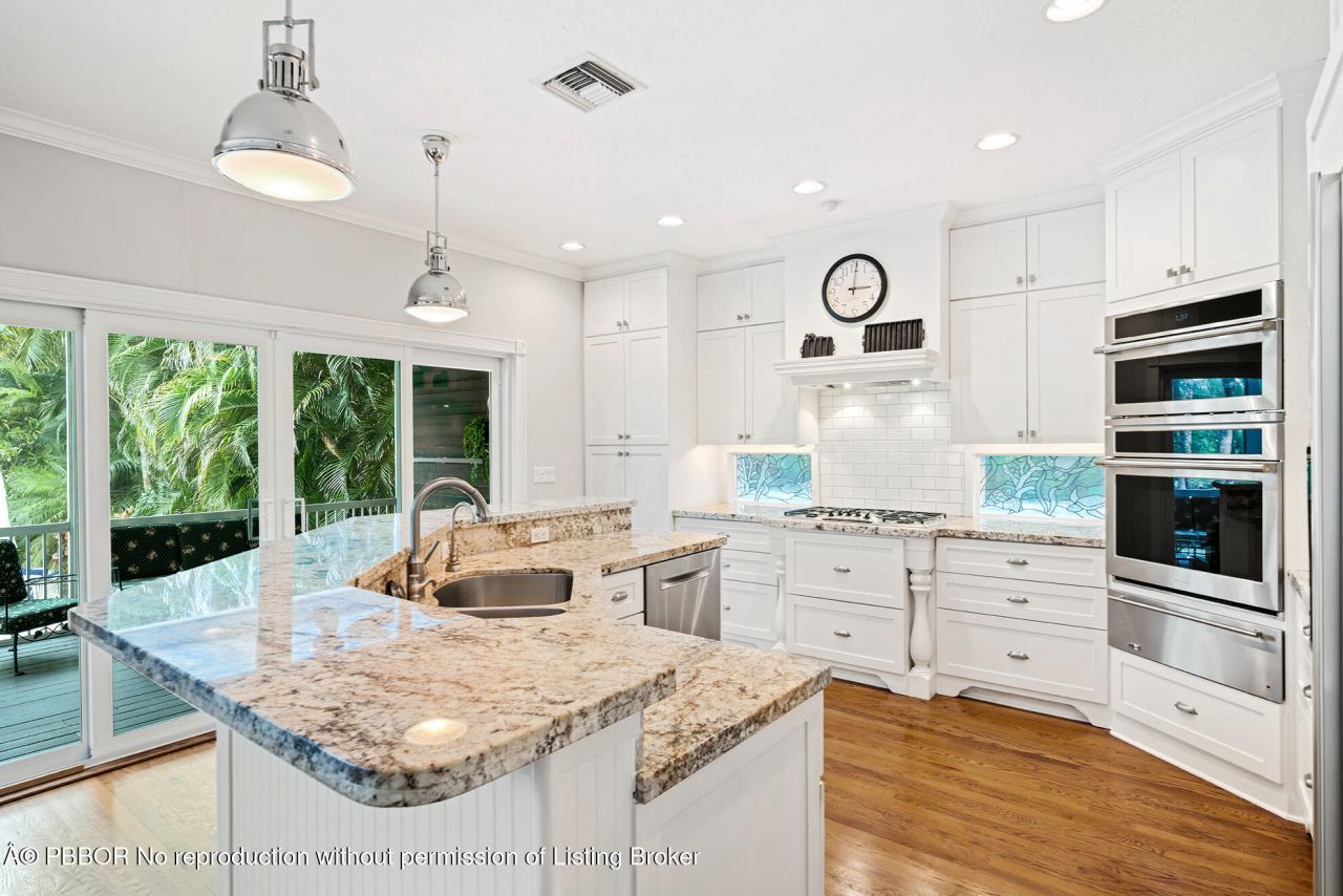 216 SE Atlantic Drive, Lantana, FL 33462 Photo