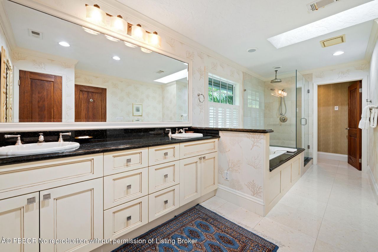 216 SE Atlantic Drive, Lantana, FL 33462 Photo