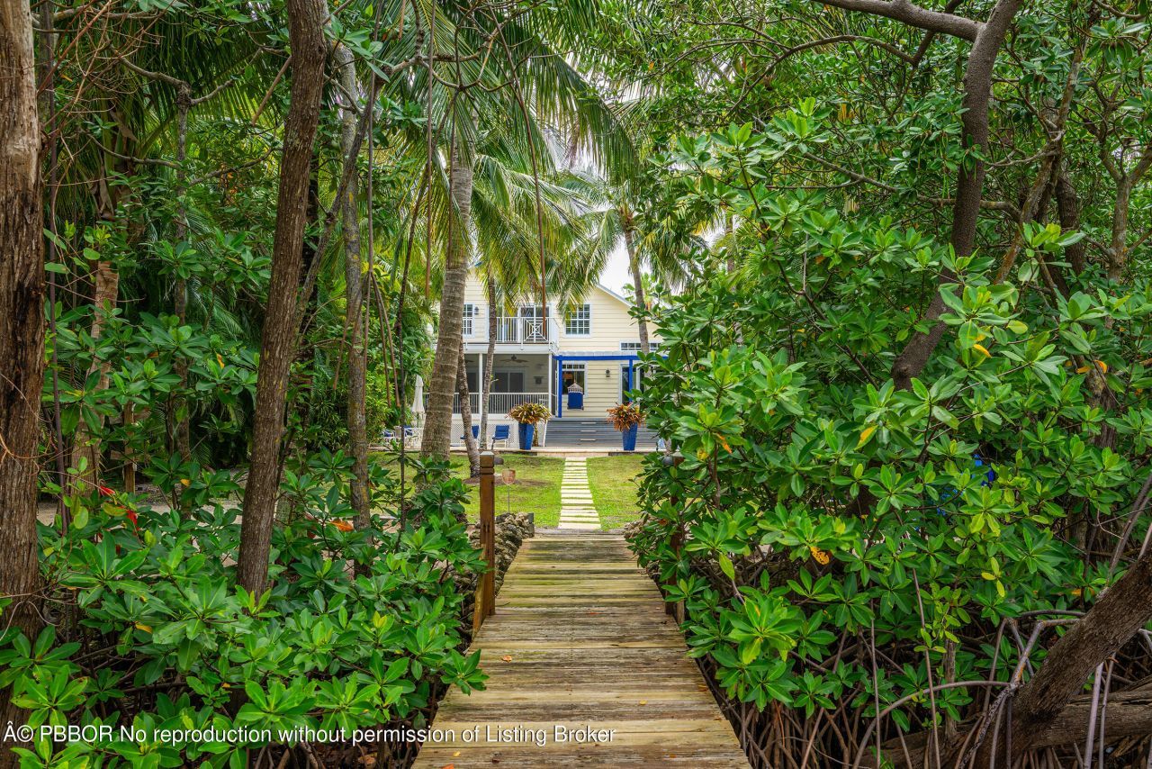 216 SE Atlantic Drive, Lantana, FL 33462 Photo