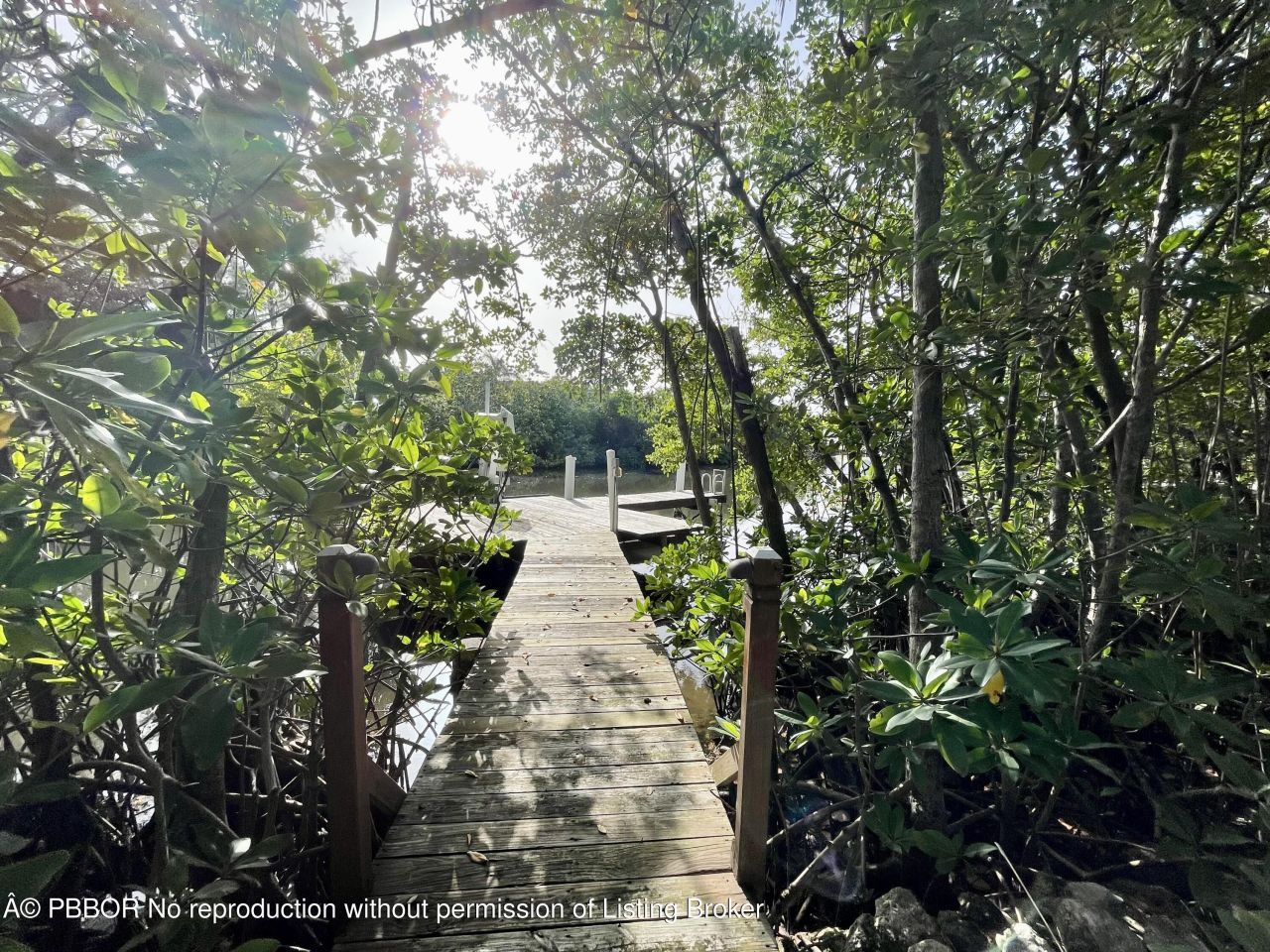 216 SE Atlantic Drive, Lantana, FL 33462 Photo