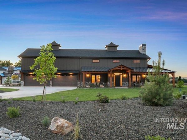 8860 Kemp Rd, Middleton, ID 83607