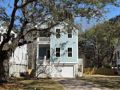 1350 Lucinda Street, Mount Pleasant, SC 29466