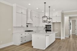 1350 Lucinda Street photo 4